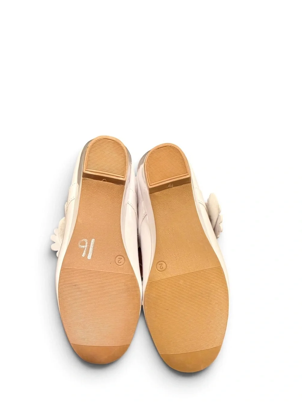 Rachel Shoes white Patent Mary Jane Dress Shoes with Flower Accent, size 2 new
